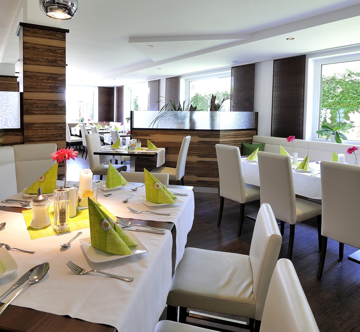 Restaurant & Frühstücksraum