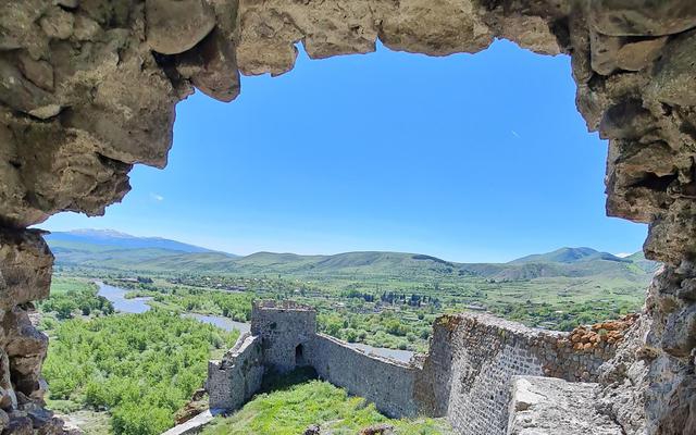 Atskuri Church and Castle