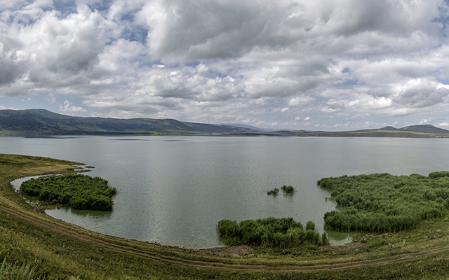 Kartsakhi Lake