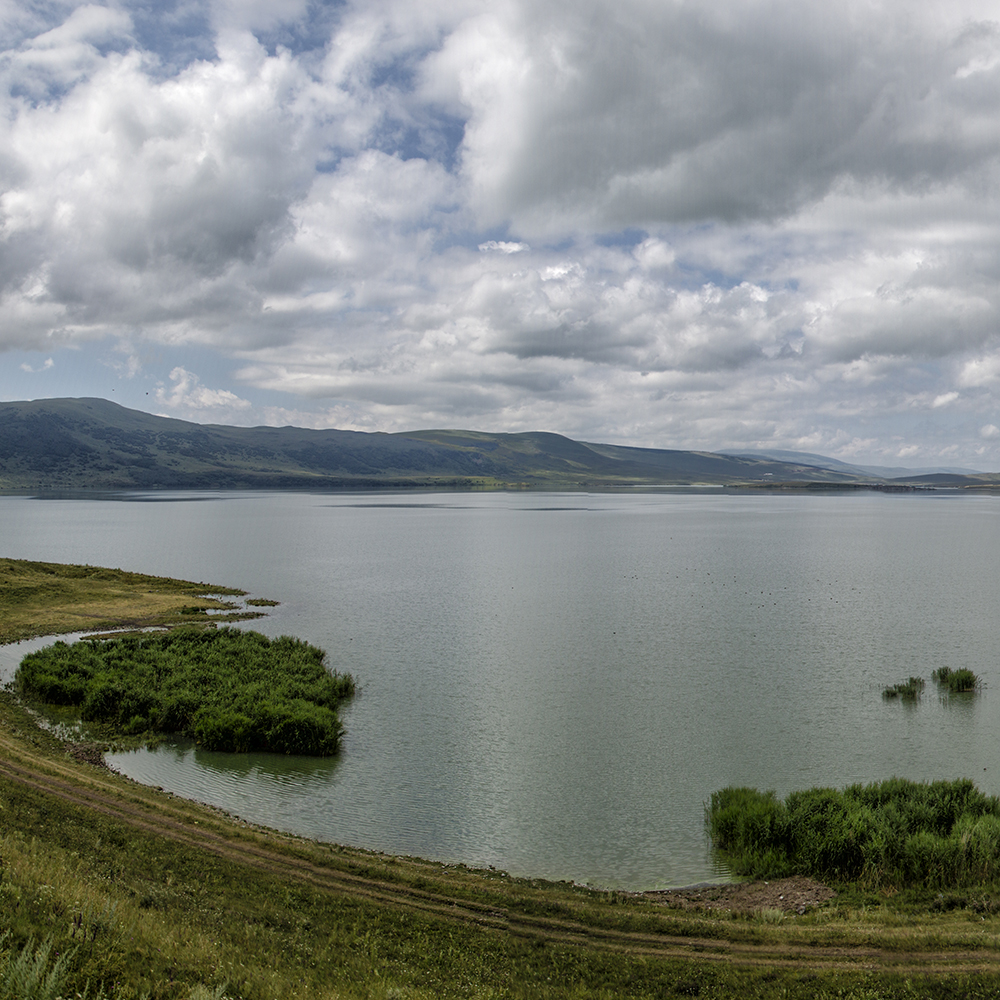 Kartsakhi Lake