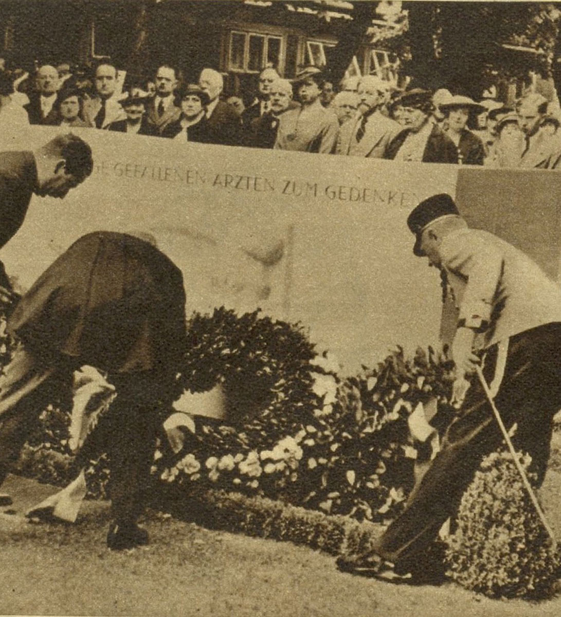 Inauguration of the monument