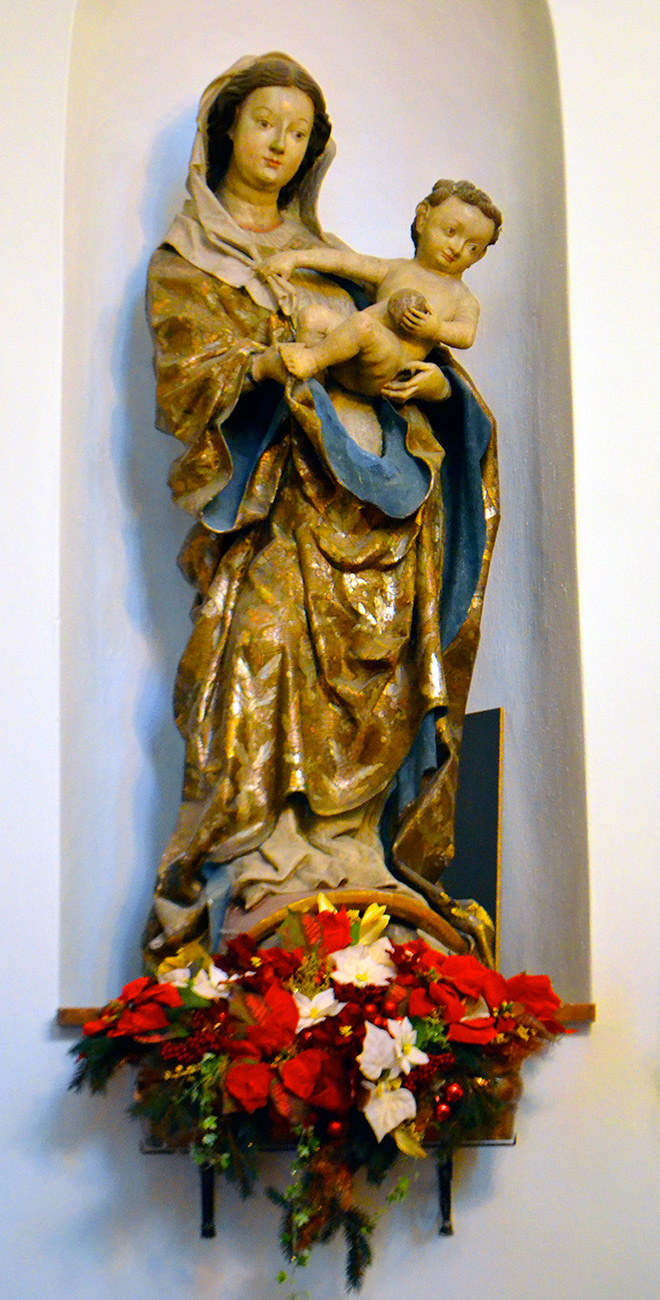 The Marian statue