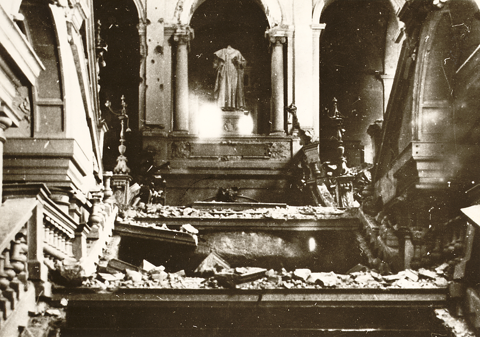 Bomb damage to lawyers’ steps